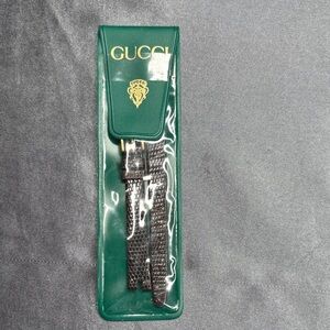 Gucci Green and Black Textured Strap